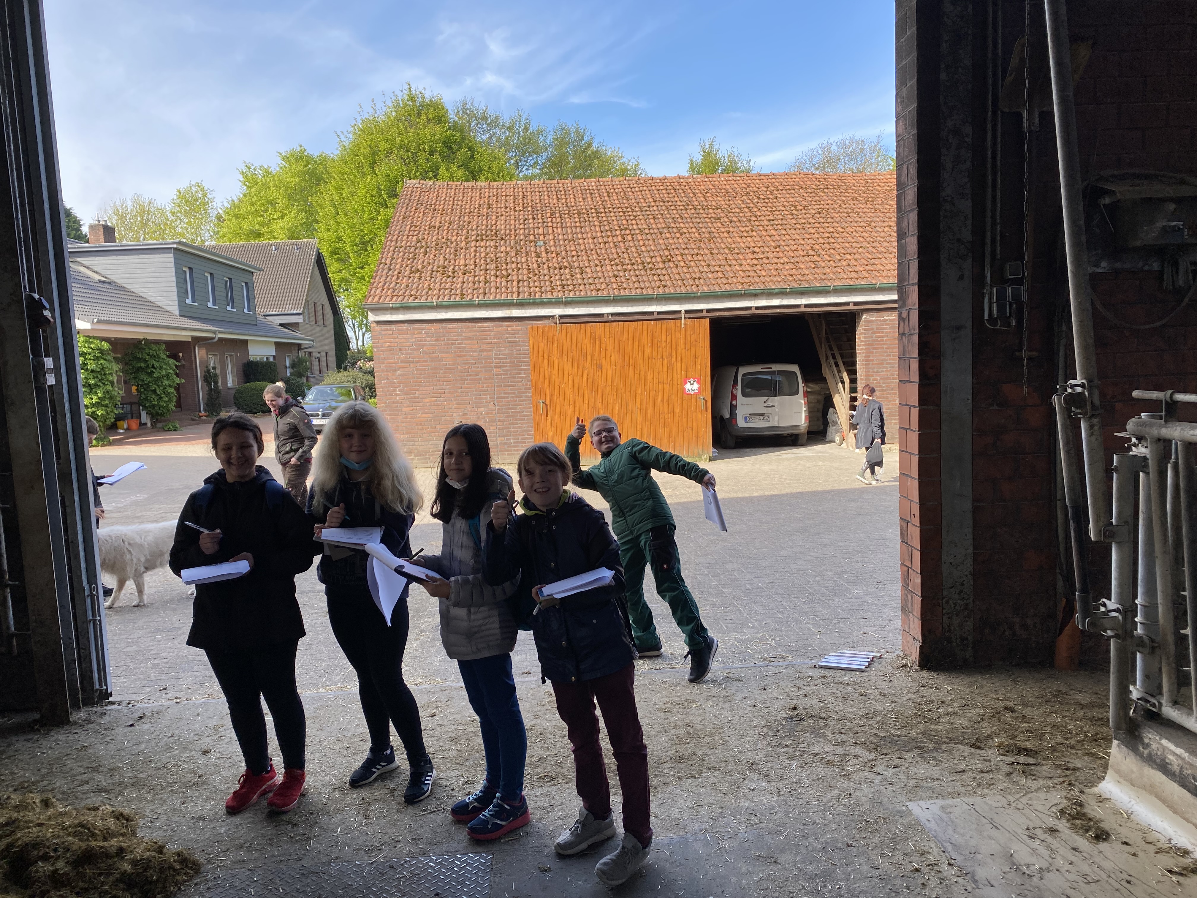 Bauernhof Hofrallye Schülergruppe