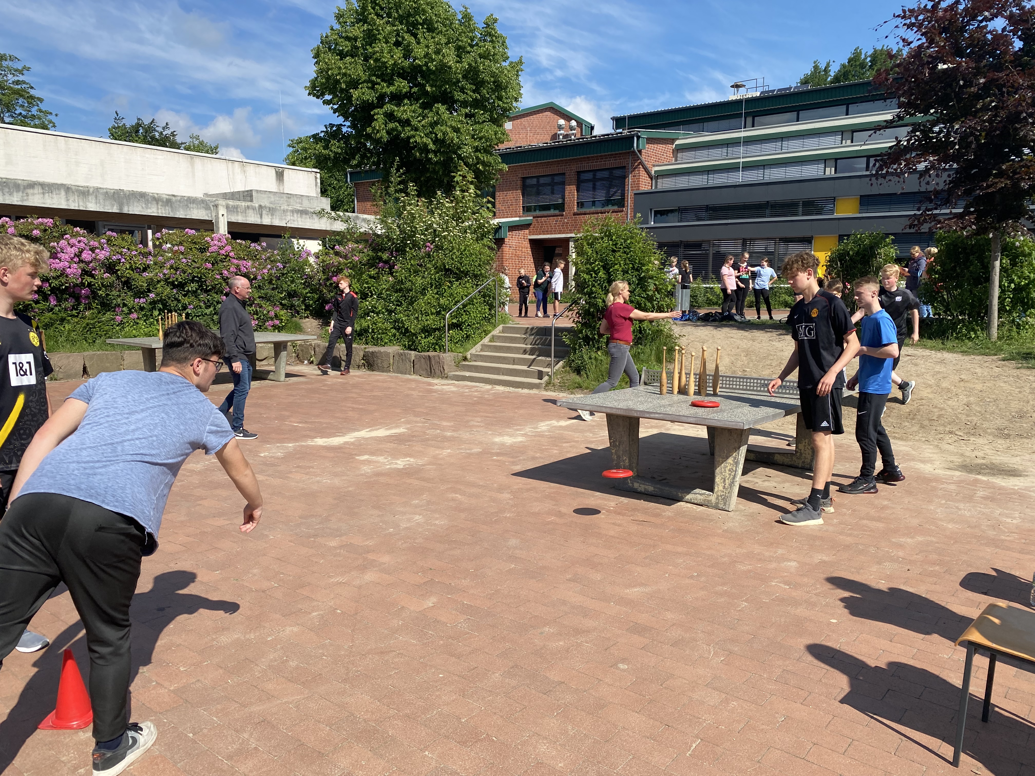 Sportfest ältere SuS Ringe werfen